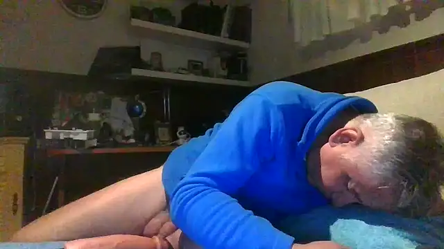 Snapshot of fransexdol chatting on 01.02.25 fransexdol online show from 01.02.25