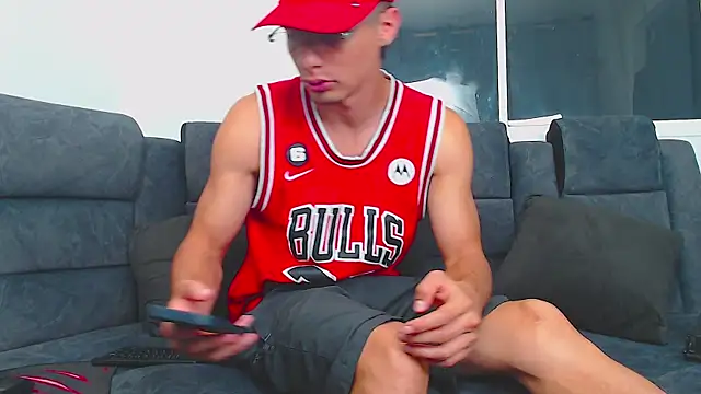 Snapshot of Stiven_CL chatting on 01.26.25 Stiven CL online show from 01.26.25