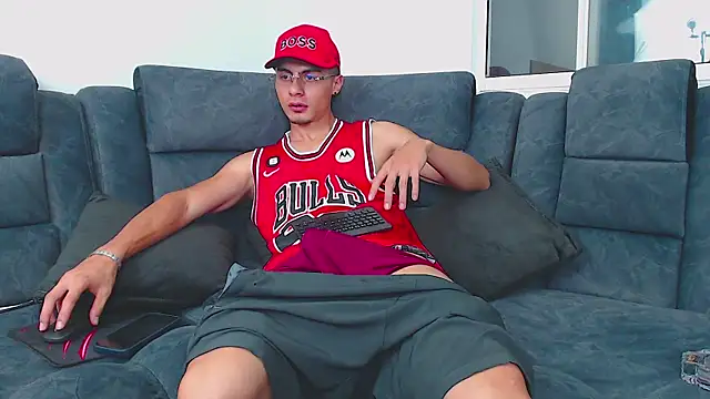 Snapshot of Stiven_CL chatting on 02.02.25 Stiven CL online show from 02.02.25