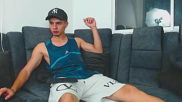 Snapshot of Stiven_CL chatting on 02.11.25 Stiven CL online show from 02.11.25