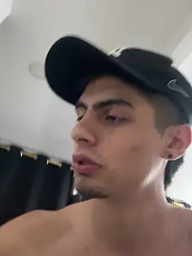 Snapshot of Stiven_CL chatting on 02.16.25 Stiven CL online show from 02.16.25