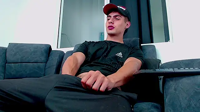 Snapshot of Stiven_CL chatting on 09.17.25 Stiven CL online show from 09.17.25