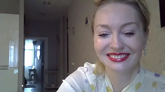 ZarinaSwift online show from 09.11.25