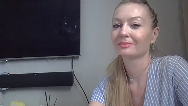 ZarinaSwift online show from 02.07.26