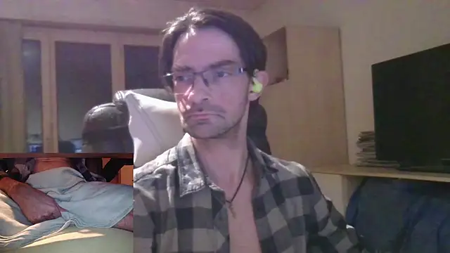 Snapshot of Drmoriarty07 chatting on 01.25.25 Drmoriarty07 online show from 01.25.25