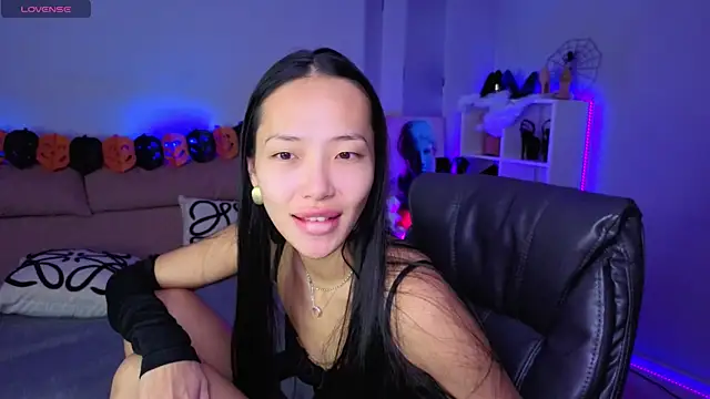  MIURA  online show from 10.28.25