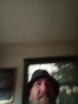 Snapshot of Hotbodyscottie chatting on 11.09.25 Hotbodyscottie online show from 11.09.25