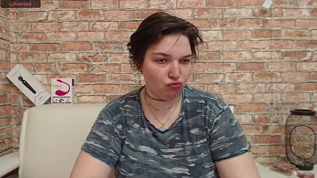 Amelia Kiss  online show from 03.05.26