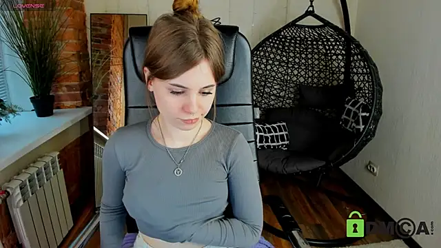 Snapshot of Caitlin_Carey chatting on 02.27.26 Caitlin Carey online show from 02.27.26