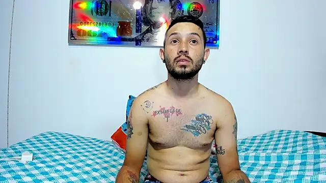 Bad Couple 1 online show from 12.18.24