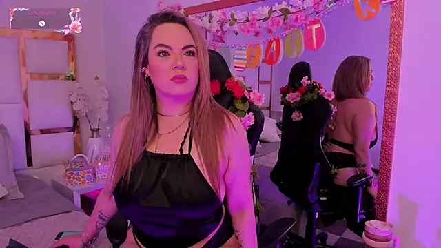 AvaMiia online show from 04.02.26