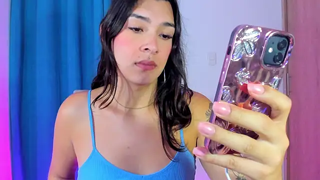 Snapshot of Camila_Coxx chatting on 01.06.25 Camila Coxx online show from 01.06.25