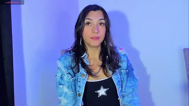 Snapshot of Camila_Coxx chatting on 02.20.25 Camila Coxx online show from 02.20.25