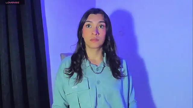 Snapshot of Camila_Coxx chatting on 03.09.25 Camila Coxx online show from 03.09.25