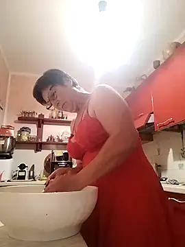 Snapshot of passione503 chatting on 10.26.25 passione503 online show from 10.26.25