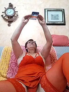 Snapshot of passione503 chatting on 10.29.25 passione503 online show from 10.29.25