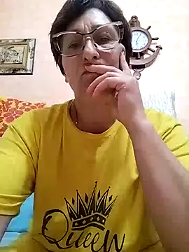 Snapshot of passione503 chatting on 11.18.25 passione503 online show from 11.18.25