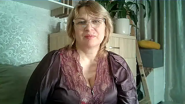 Aline LoveFlowers online show from 12.13.25