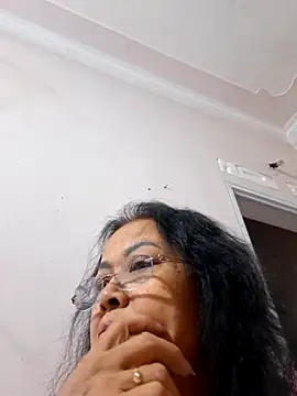 Hotestlove online show from 11.20.25