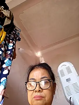 Hotestlove online show from 01.08.26