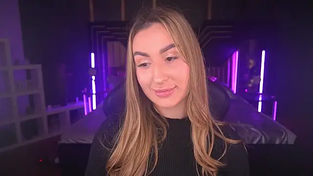 LiaBrazzerr online show from 03.16.25