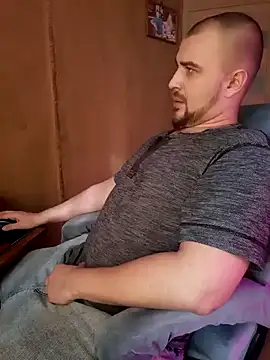 Foxyshaved online show from 02.26.25