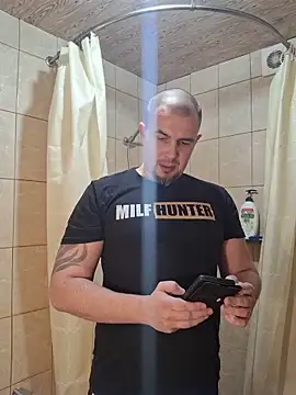 Foxyshaved online show from 11.29.25