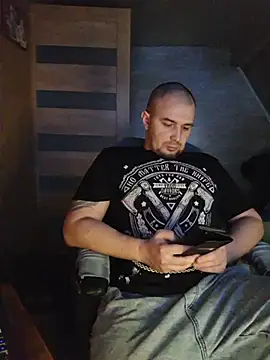 Foxyshaved online show from 02.17.26