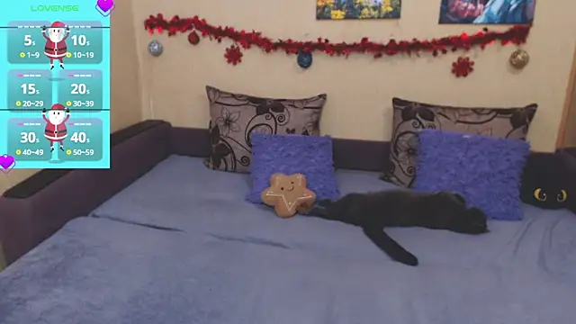 JuliaKeln online show from 12.17.25