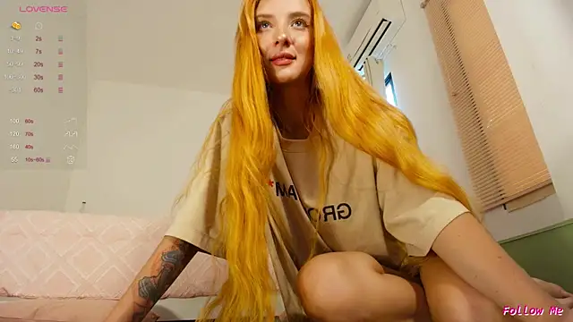 Snapshot of AudreyDevil chatting on 11.02.25 AudreyDevil online show from 11.02.25