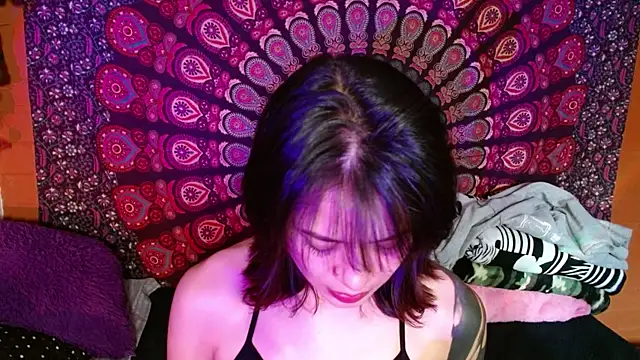 AbbySccott online show from 02.19.25