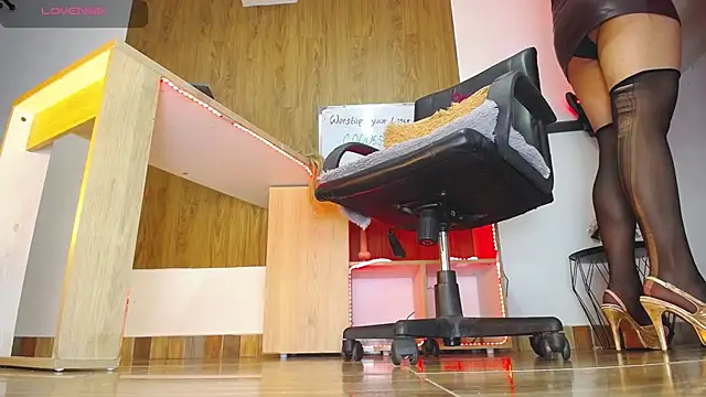 Snapshot of zultanalambert chatting on 02.12.25 zultanalambert online show from 02.12.25