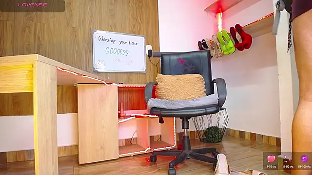 Snapshot of zultanalambert chatting on 02.12.25 zultanalambert online show from 02.12.25