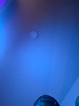 youluuvxo online show from 10.18.25