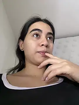 Snapshot of ZarahEvans chatting on 01.16.25 ZarahEvans online show from 01.16.25