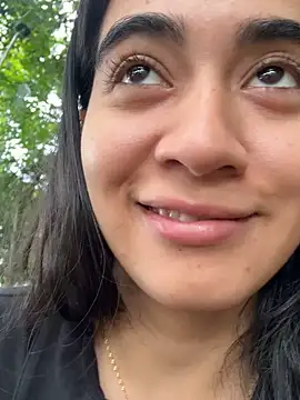 Snapshot of ZarahEvans chatting on 11.03.25 ZarahEvans online show from 11.03.25