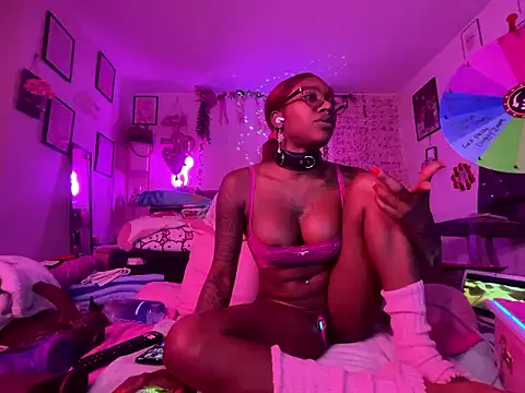 VixenCapri online show from 01.10.26