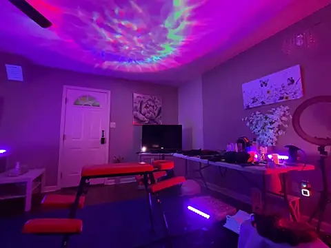 VixenCapri online show from 03.13.26