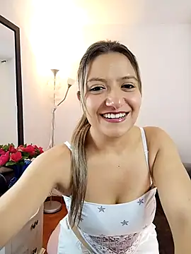 valeriahunter1 online show from 10.24.25