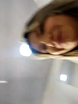 valeriahunter1 online show from 02.18.26