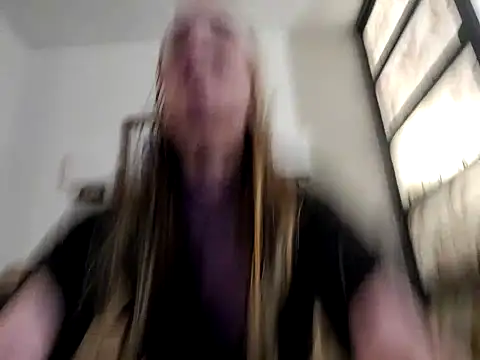 Snapshot of SmokeShow686 chatting on 03.21.25 SmokeShow686 online show from 03.21.25