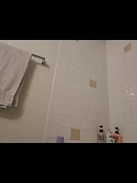 Snapshot of SmokeShow686 chatting on 11.03.25 SmokeShow686 online show from 11.03.25