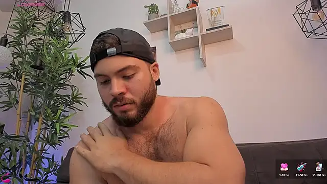 SebastianVilla  online show from 11.15.25