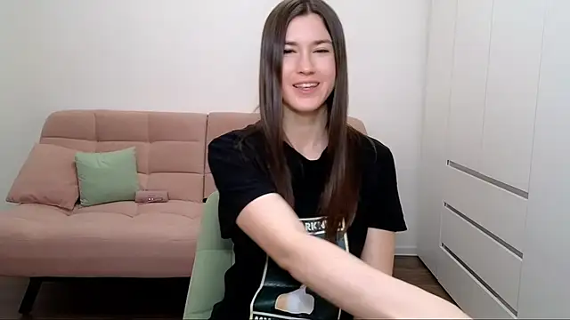 AliciaNewell online show from 02.25.25