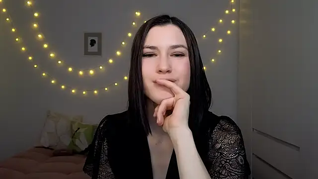 AliciaNewell online show from 05.20.26