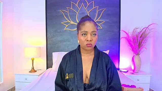 AlisonTravis online show from 04.12.26