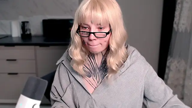 tradishka online show from 03.22.25