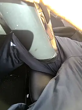 Snapshot of parejamlga58 chatting on 11.11.25 parejamlga58 online show from 11.11.25