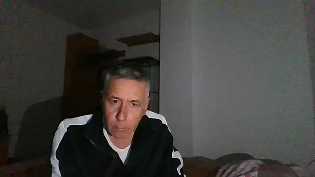 Snapshot of parejamlga58 chatting on 12.16.25 parejamlga58 online show from 12.16.25