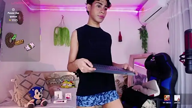 huge armound online show from 04.02.26